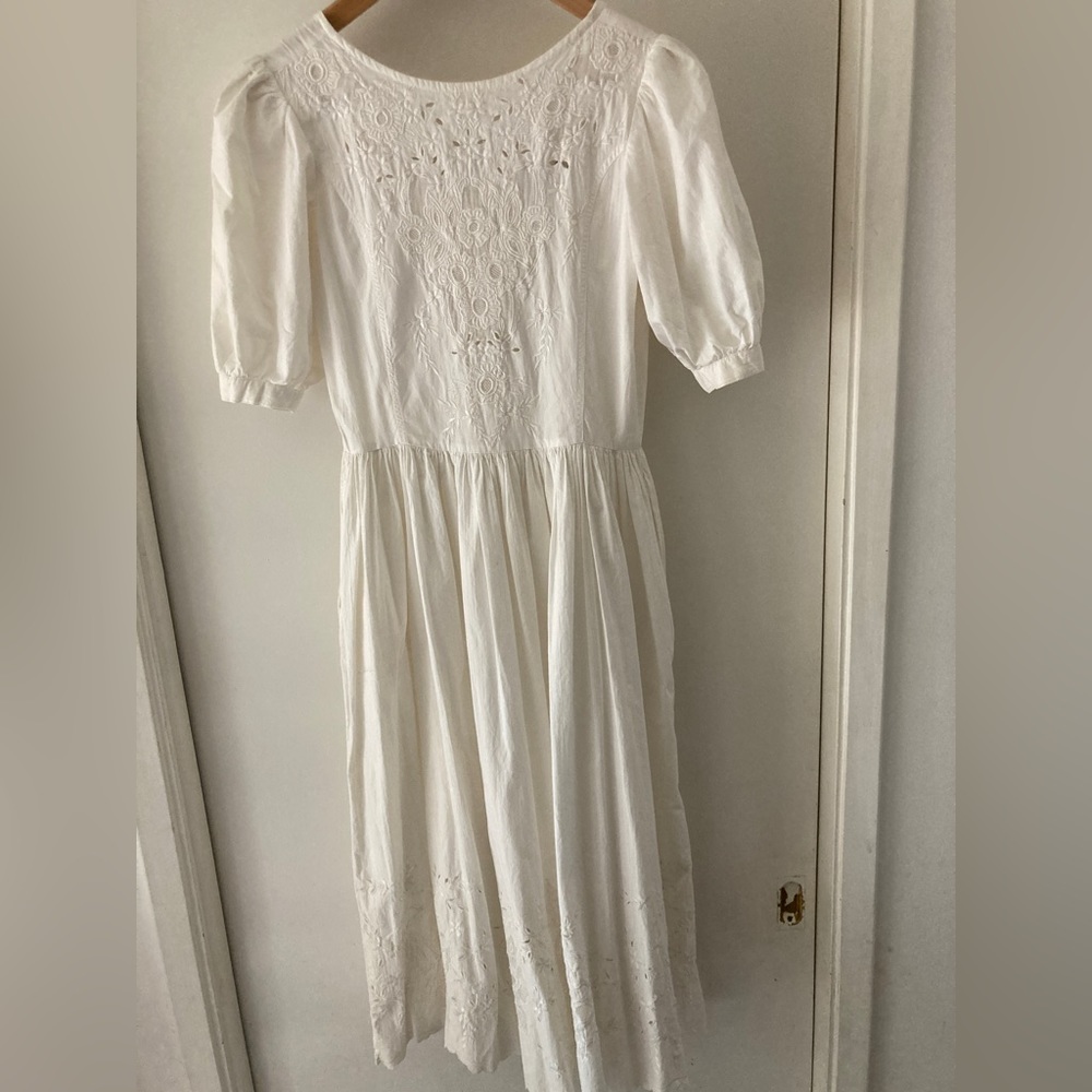 VINTAGE Dress - Picture 6 of 15